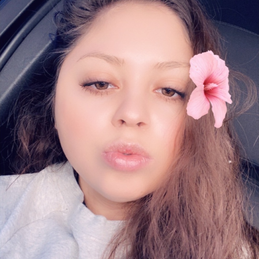 Meet your Posher, Mariana